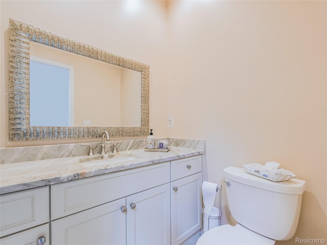 7660 Barnsbury Dr, West Bloomfield, MI 48324 - bathroom with toilet and vanity