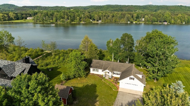 533 S Lake Shore Dr, Lake Leelanau, MI 49653