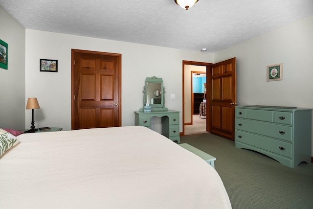 533 S Lake Shore Dr, Lake Leelanau, MI 49653