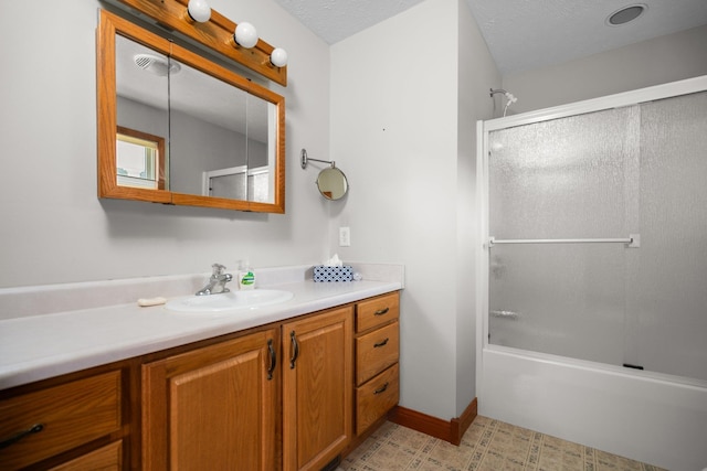 533 S Lake Shore Dr, Lake Leelanau, MI 49653
