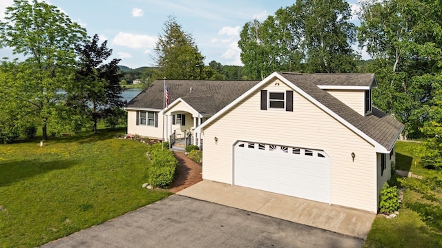 533 S Lake Shore Dr, Lake Leelanau, MI 49653