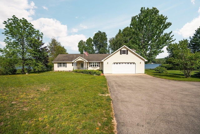 533 S Lake Shore Dr, Lake Leelanau, MI 49653