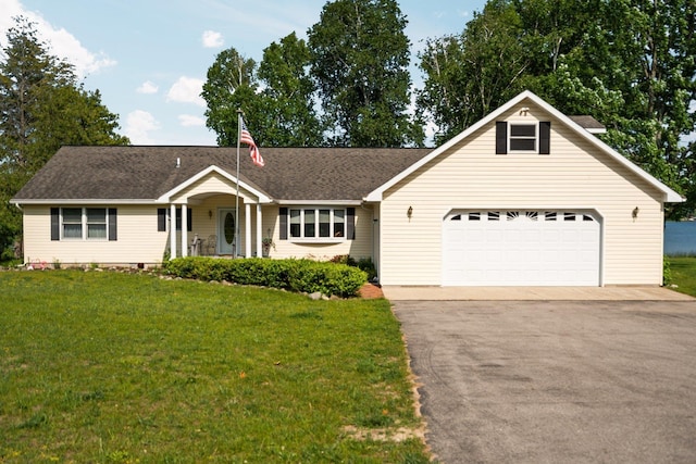 533 S Lake Shore Dr, Lake Leelanau, MI 49653