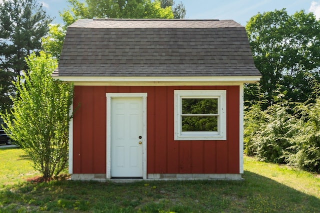 533 S Lake Shore Dr, Lake Leelanau, MI 49653