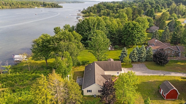 533 S Lake Shore Dr, Lake Leelanau, MI 49653