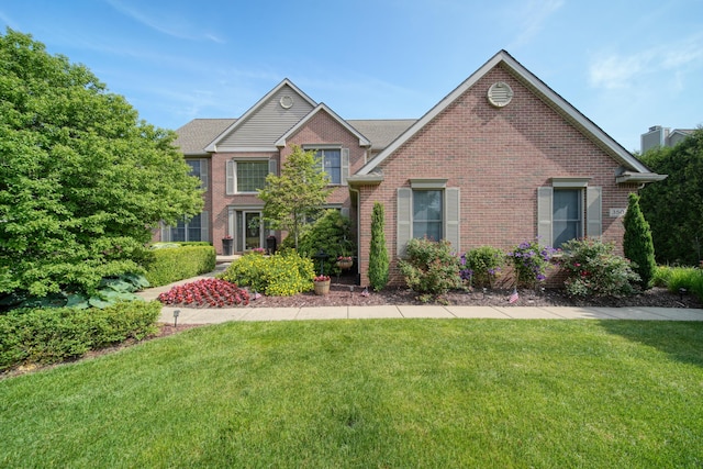 350 Huntington Dr, Saline, MI 48176 - photo 1