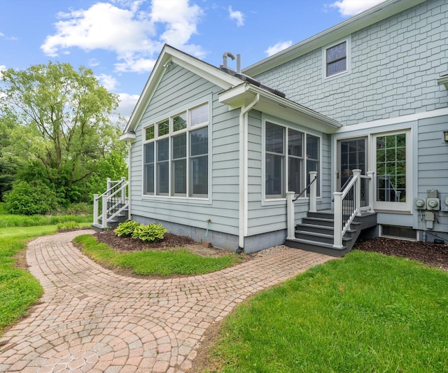 4641 Wylie Rd, Dexter, MI 48130 - view of side of property with a lawn
