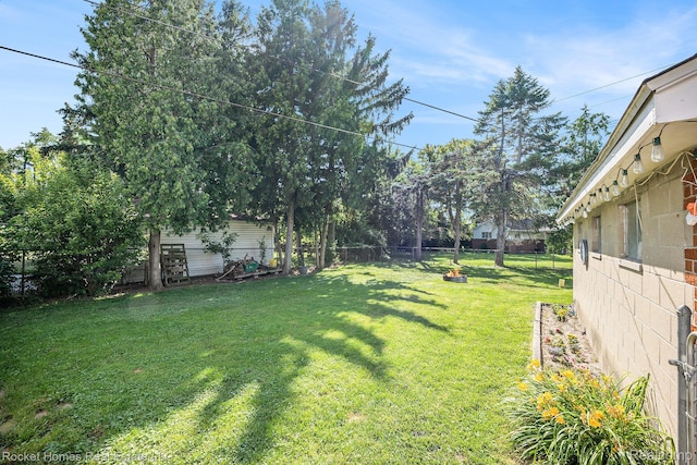 35221 Weideman St, Clinton Township, MI 48035 - view of fenced backyard