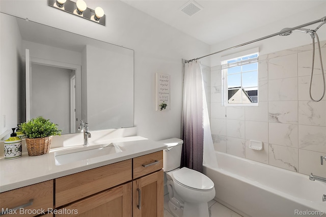 4260 Kent Rd, Royal Oak, MI 48073 - full bath featuring vanity and shower / bathtub combination with curtain
