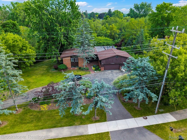 4665 W Maple Rd, Bloomfield Hills, MI 48301