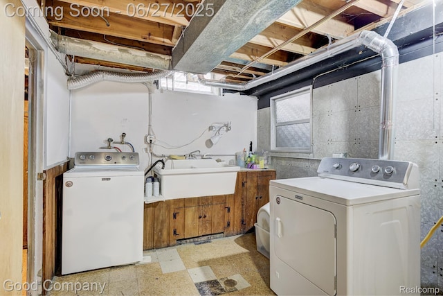 24745 Ross Dr, Redford, MI 48239 - laundry area featuring washer and clothes dryer and light flooring