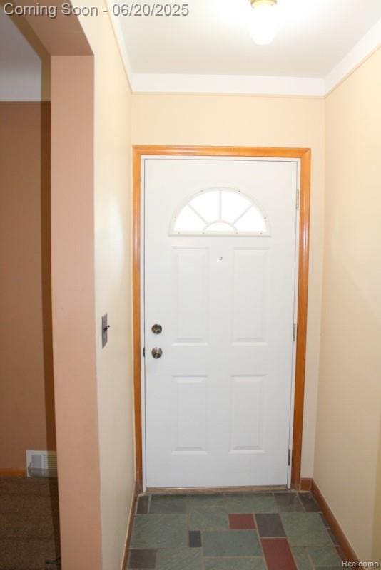 9396 Allen Rd, Allen Park, MI 48101 - entryway with baseboards