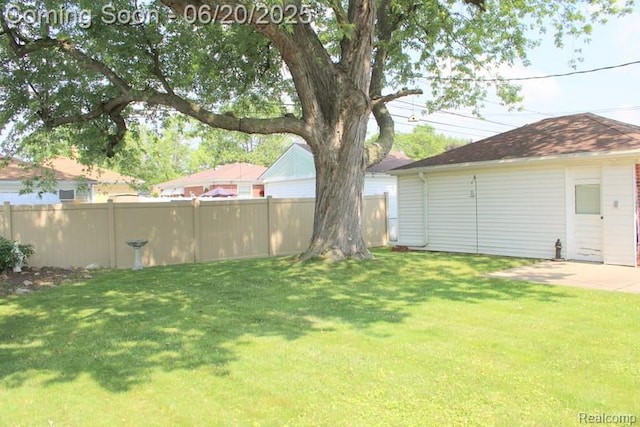 9396 Allen Rd, Allen Park, MI 48101 - view of yard