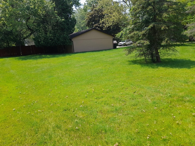 5615 Carlburt St, West Bloomfield, MI 48322 - view of grassy yard