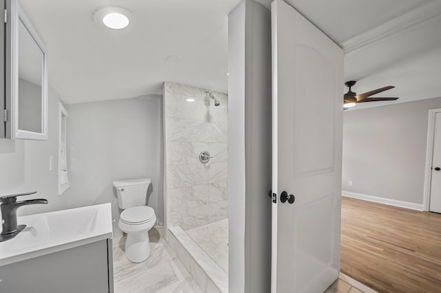 5615 Carlburt St, West Bloomfield, MI 48322 - bathroom featuring vanity, a tile shower, and a ceiling fan