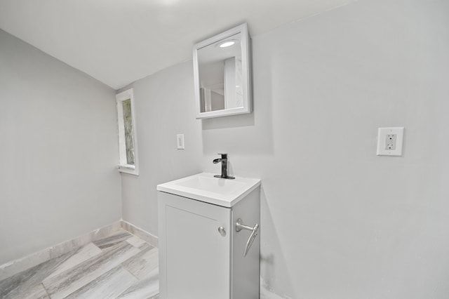 5615 Carlburt St, West Bloomfield, MI 48322 - bathroom featuring vanity and baseboards