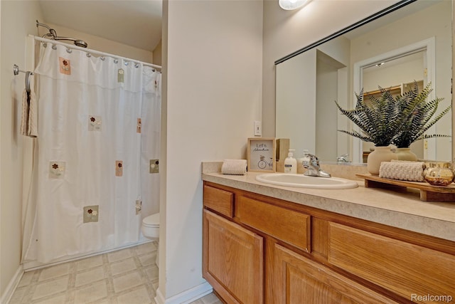 333 Sherman Ct, Ortonville, MI 48462 - full bath featuring tile patterned floors, vanity, and curtained shower