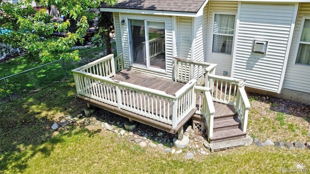 333 Sherman Ct, Ortonville, MI 48462 - view of deck