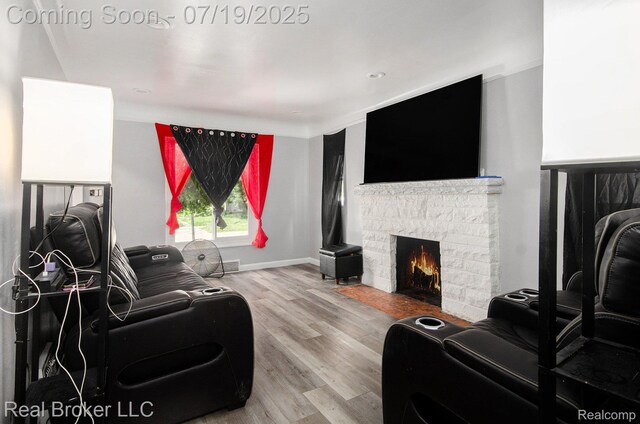 9446 Greensboro St, Detroit, MI 48224 - photo 6