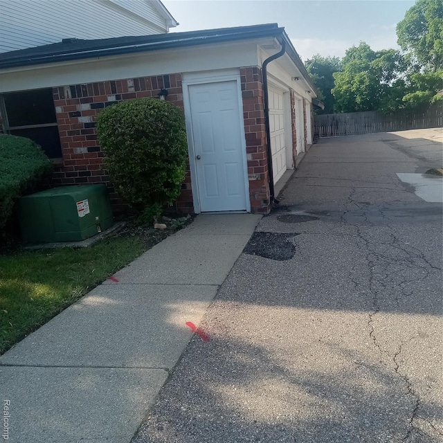 30030 Wildbrook Dr # 102, Southfield, MI 48034 - view of side of property featuring brick siding