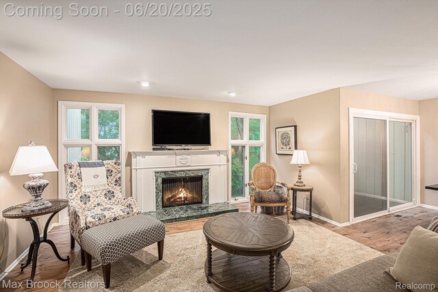 1337 Knollcrest Cir, Bloomfield Hills, MI 48304 - living room with wood finished floors and a fireplace