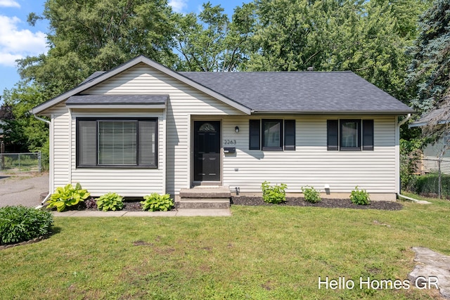 2263 Wyoming Ave SW, Wyoming, MI 49519 - single story home featuring roof with shingles