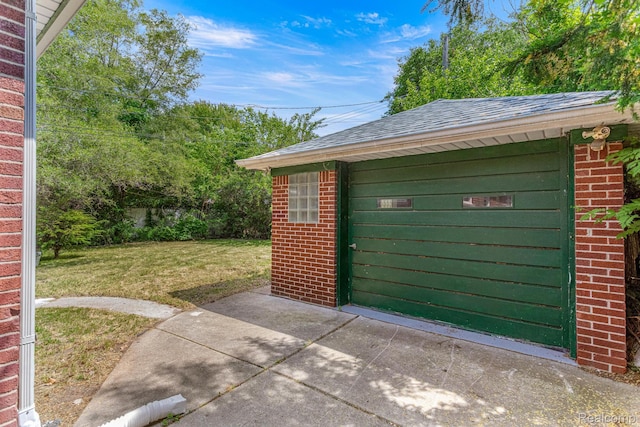 23621 Joy Rd, Redford, MI 48127 - garage with concrete driveway