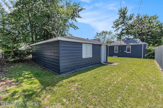 23736 Mac Arthur Blvd, Warren, MI 48089 - back of house with an outbuilding