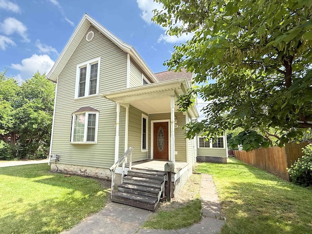 512 E Main St, Owosso, MI 48867 - traditional-style home with covered porch