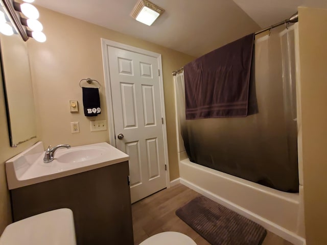 2903 S Meadowlark Dr, Mount Pleasant, MI 48858
