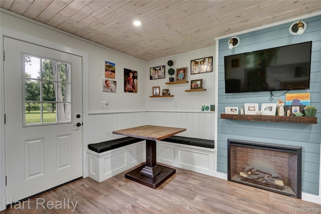 1191 W Frenchline Rd, Sandusky, MI 48471 - interior space featuring breakfast area, wooden ceiling, wood finished floors, a wainscoted wall, and recessed lighting