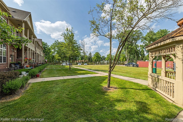 438 Old Pine Way, Walled Lake, MI 48390 - view of grassy yard