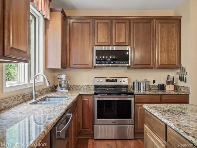 6144 Strawberry Cir, Commerce Twp, MI 48382 - photo 19