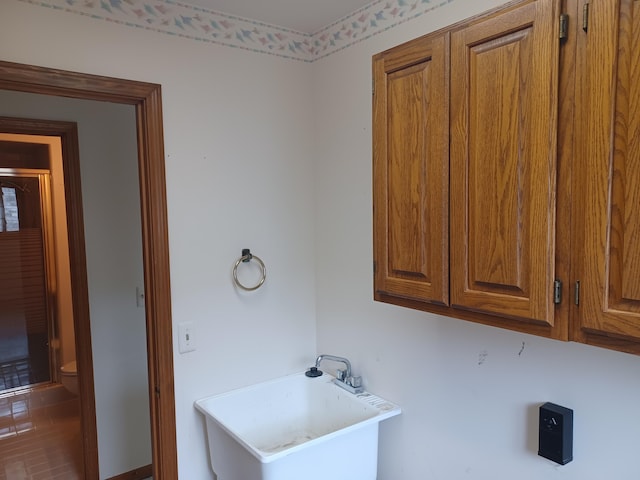 46817 Barbara Dr, Macomb, MI 48044 - bathroom with a sink and toilet