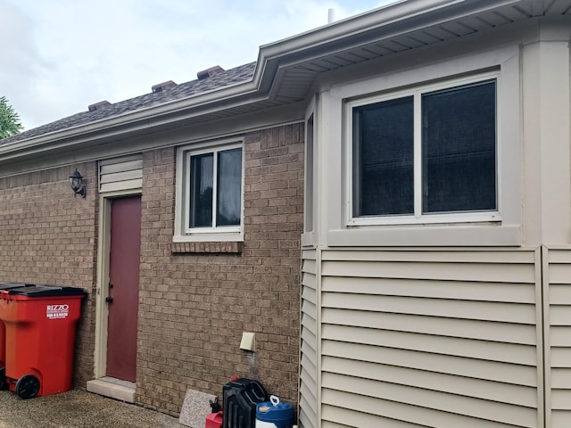 46817 Barbara Dr, Macomb, MI 48044 - view of side of home with brick siding