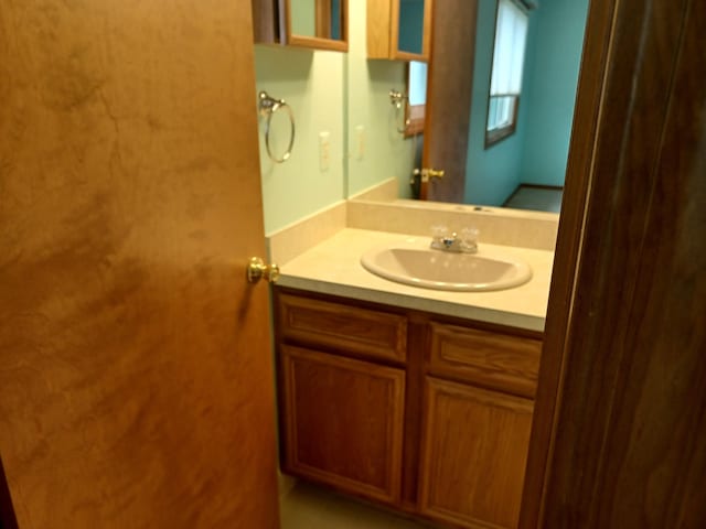 46817 Barbara Dr, Macomb, MI 48044 - bathroom featuring vanity