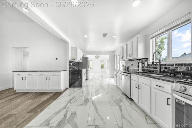 37910 Mallast St, Harrison Township, MI 48045 - photo 14
