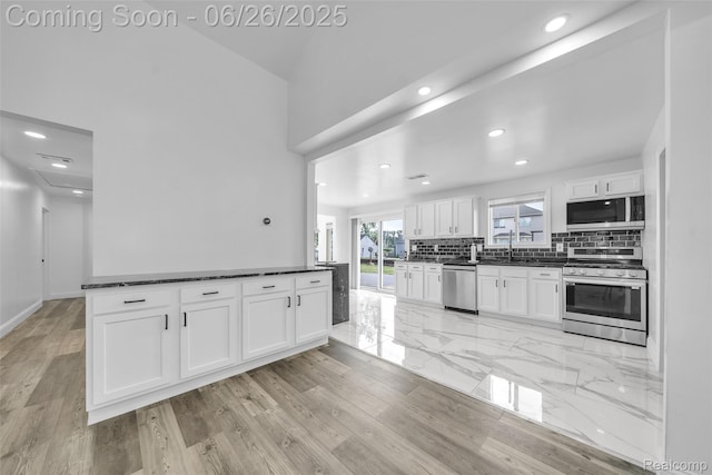37910 Mallast St, Harrison Township, MI 48045 - photo 15