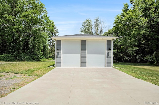 2740 Judah Rd, Lake Orion, MI 48359 - view of detached garage