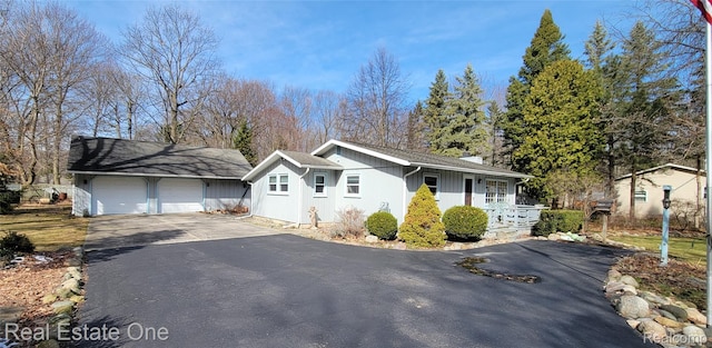 6637 Osbourn Dr, Caseville, MI 48725 - photo 12