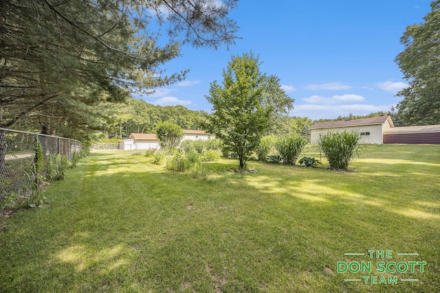 11829 Hoskins Ave NE, Cedar Springs, MI 49319 - view of yard