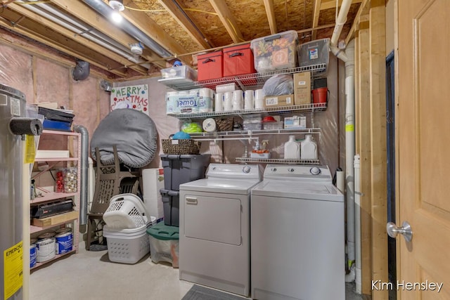 4233 Ives Farm Ln NE, Cedar Springs, MI 49319 - laundry area featuring washing machine and clothes dryer