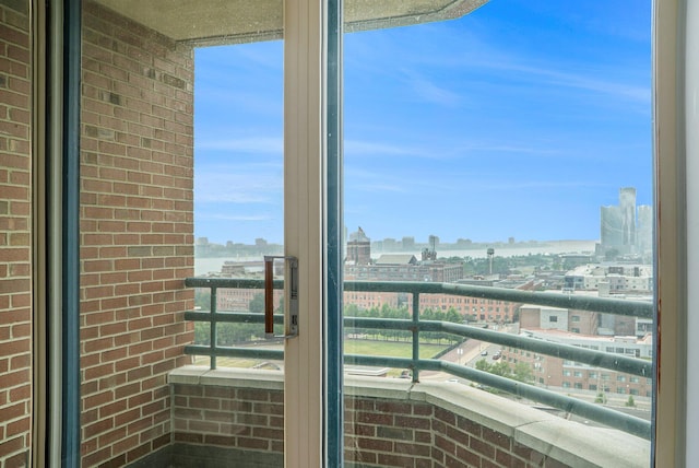 3320 Spinnaker Ln Unit 16D, Detroit, MI 48207 - balcony featuring a view of city