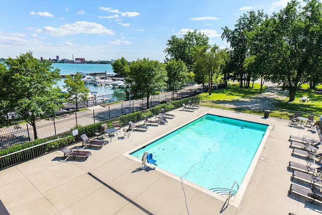 3320 Spinnaker Ln Unit 16D, Detroit, MI 48207 - community pool with a patio and a water view