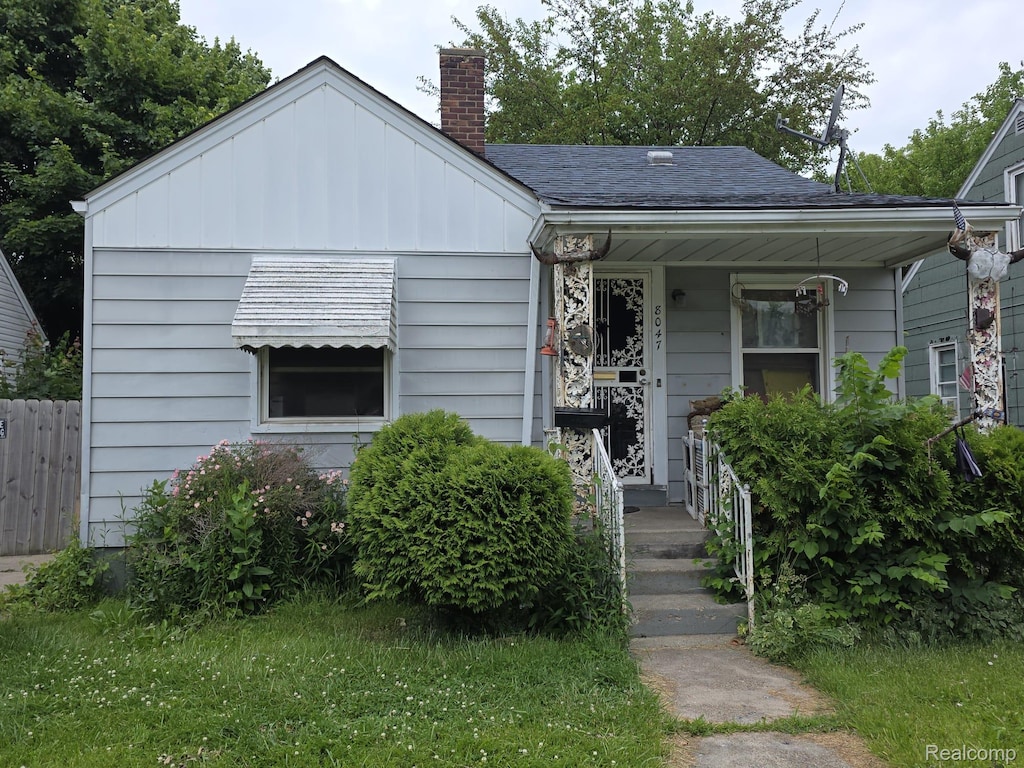 8047 Grandville Ave, Detroit, MI 48228 - photo 1