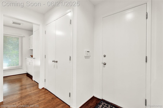 4768 Wendrick Dr, West Bloomfield, MI 48323 - hall with wood finished floors