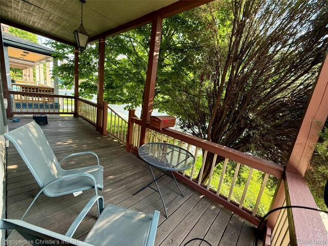 4751 Trumbull St, Detroit, MI 48208 - view of deck