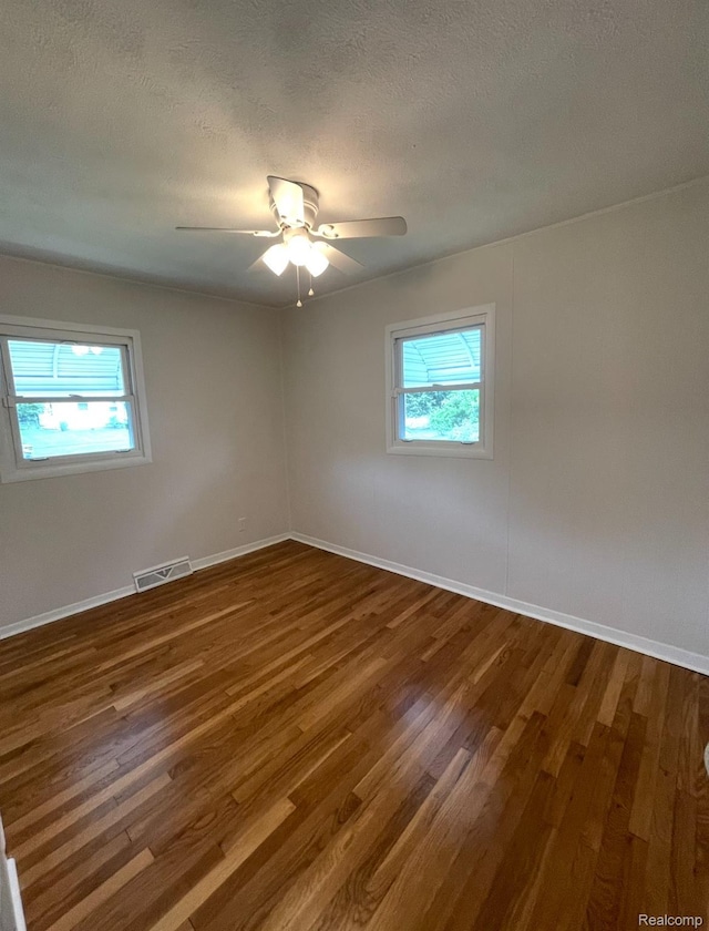 303 W Ainsworth St, Dexter, MI 48197 - photo 17