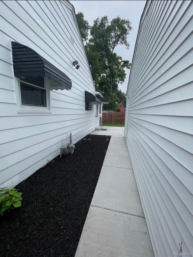 303 W Ainsworth St, Dexter, MI 48197 - photo 5