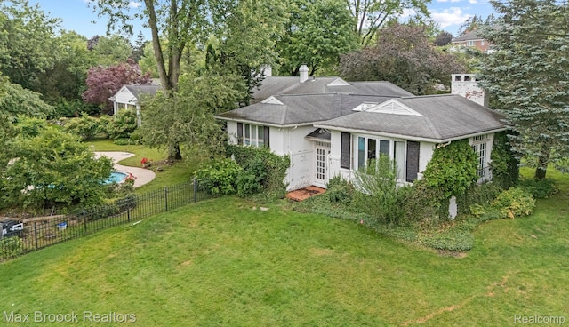 130 Endicott Rd, Bloomfield Hills, MI 48304 - view of front of house with a chimney